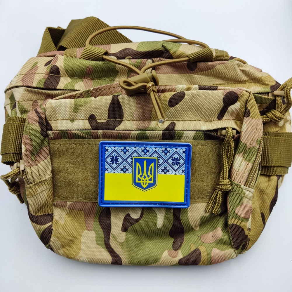 Шеврон прапор України вишиванка з гербом
