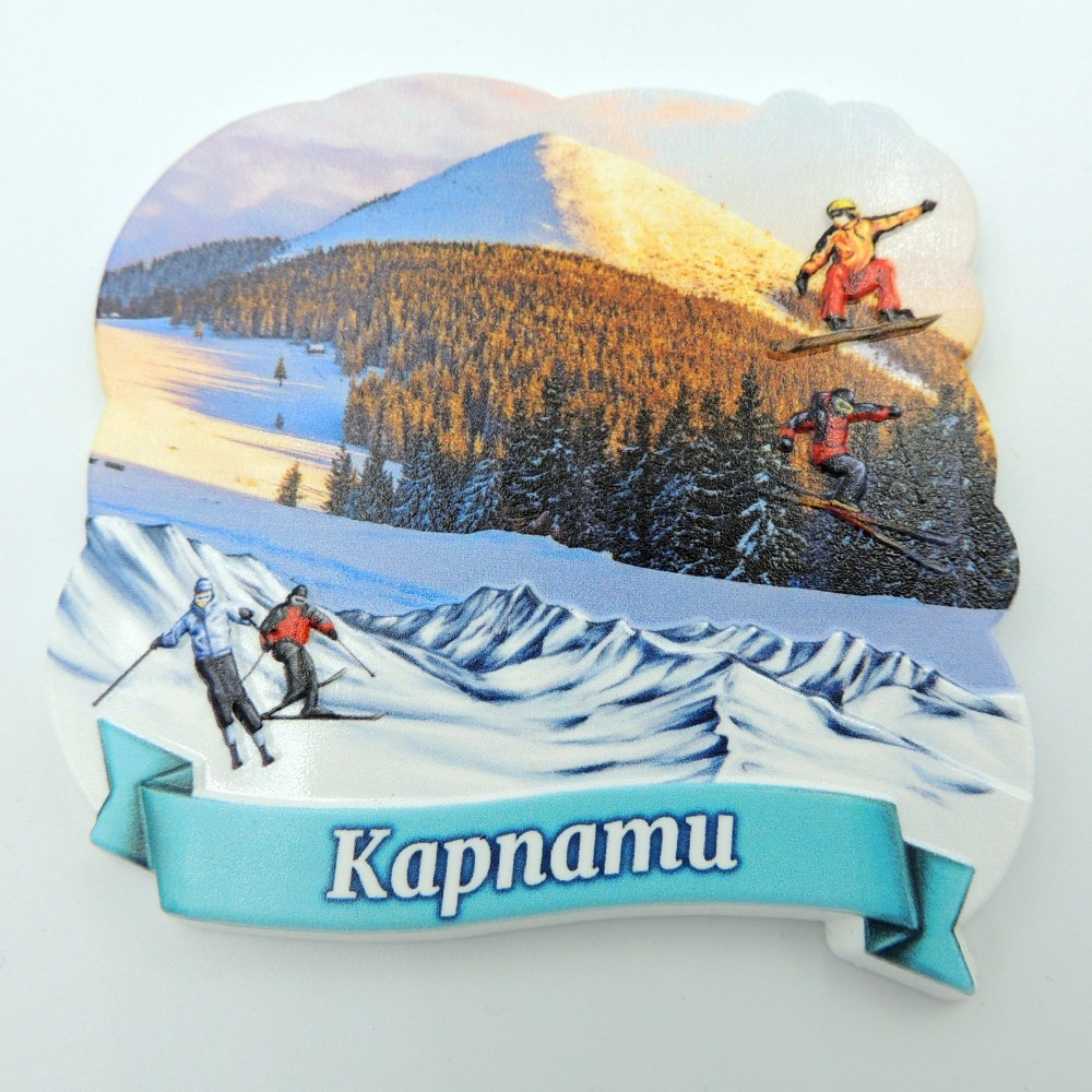 Магнит на холодильник зимние Карпаты лыжники и сноубордист №4