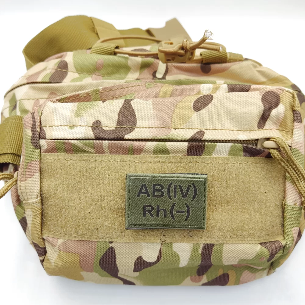 Военный шеврон группа крови темная олива AB(IV) Rh(-) 30*45