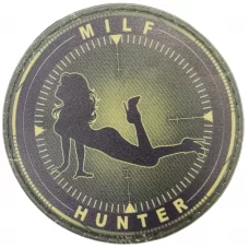 Шеврон Milf Hunter в прицілі олива