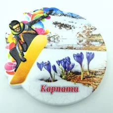 Магнітик на холодильник зимові Карпати сноубордист №1